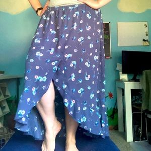 Gap stretch waist front-split floral skirt